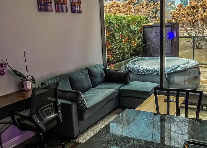 Nvcll Hotel