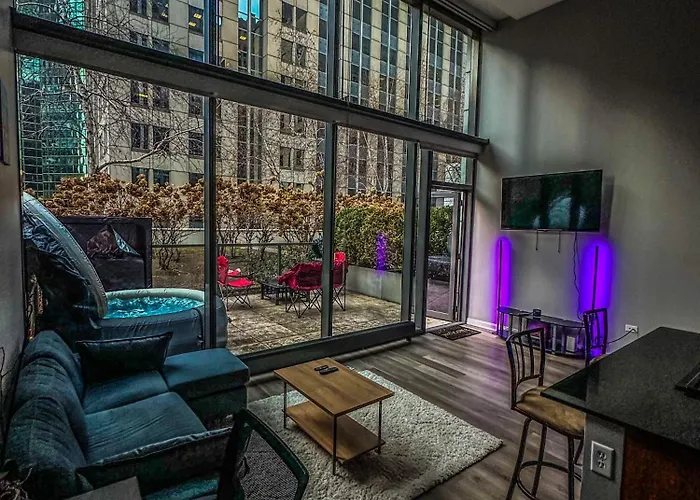 Nvcll Hotel