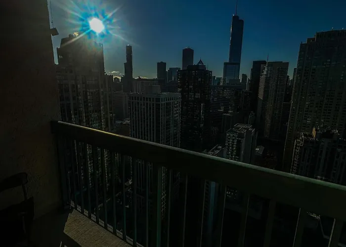 Hotel Nvcll Chicago